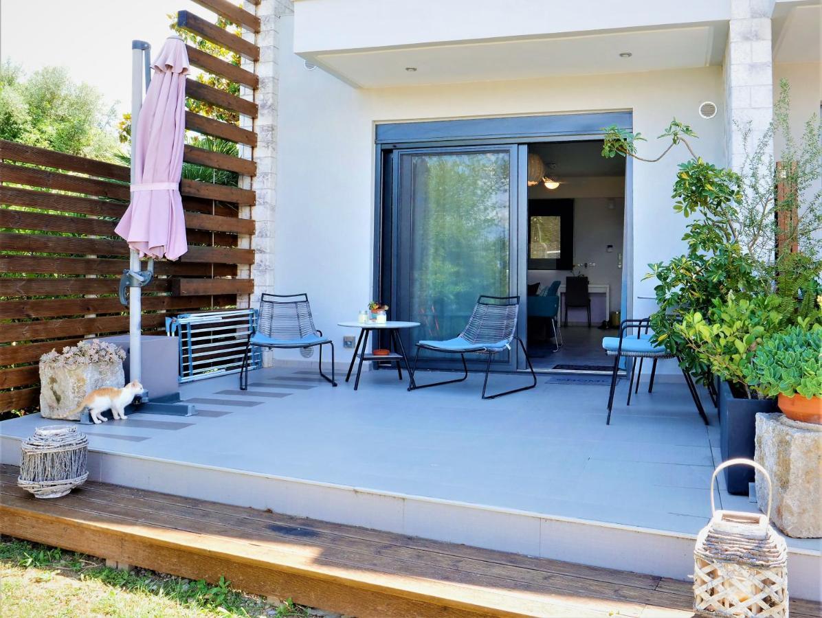 Seacret Apartments Selianitika Luaran gambar